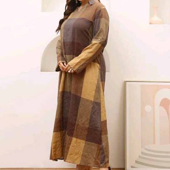 NEW Plus Tunic Dress - Picture 4 of 10